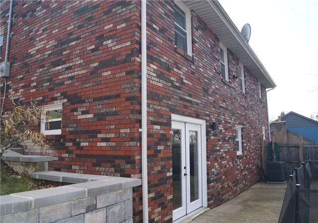 Homes for sale in Jeannette, PA | 412 Jane St, Jeannette, PA 15644 | MLS# 1742678