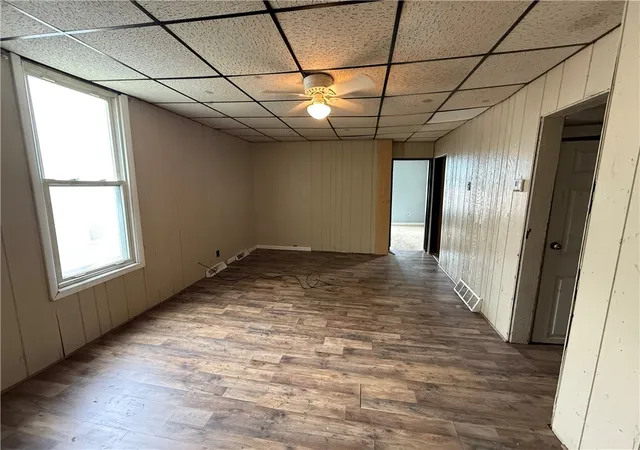 Photo 4 of Single family home for sale at 417 Shadyside St, New Castle, PA 16101 | MLS# 1742688 | Listing updated on 2026-07-08