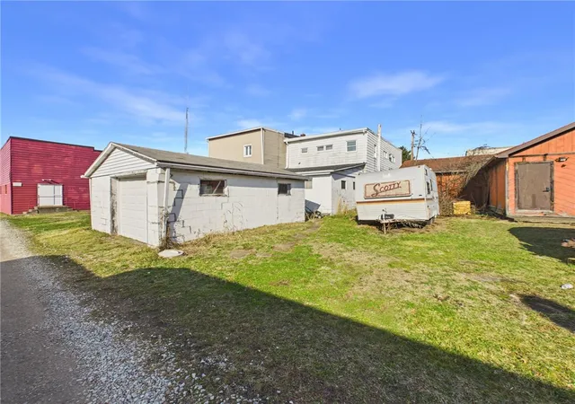 28th image of 214 5th St, Avonmore, PA 15681 | MLS# 1742740