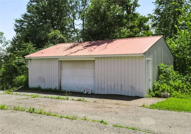 Homes for sale in Hanover Twp, PA | 341 Paris Colliers Road, Hanover Twp, PA 15021 | MLS# 1742413