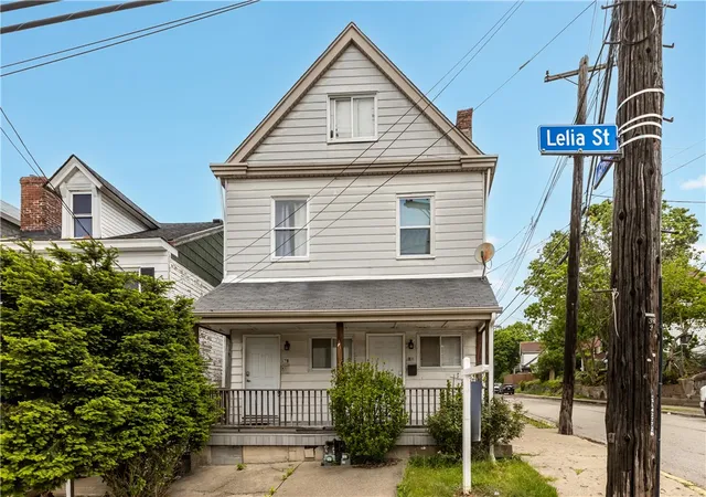 1st image of 17 Lelia St, Mt Washington, PA 15211 | MLS# 1742916