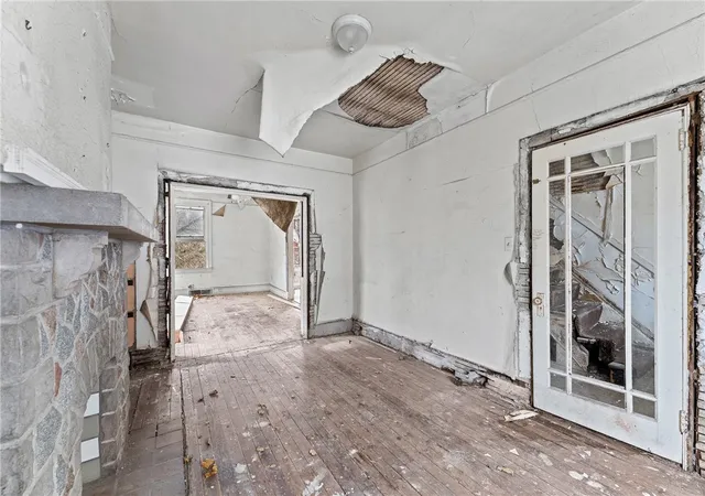 2nd image of 435 E Burgess St, Perry Hilltop, PA 15214 | MLS# 1742957