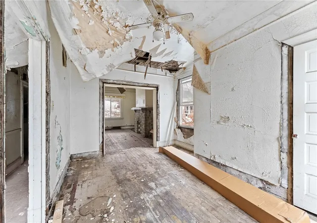 5th image of 435 E Burgess St, Perry Hilltop, PA 15214 | MLS# 1742957