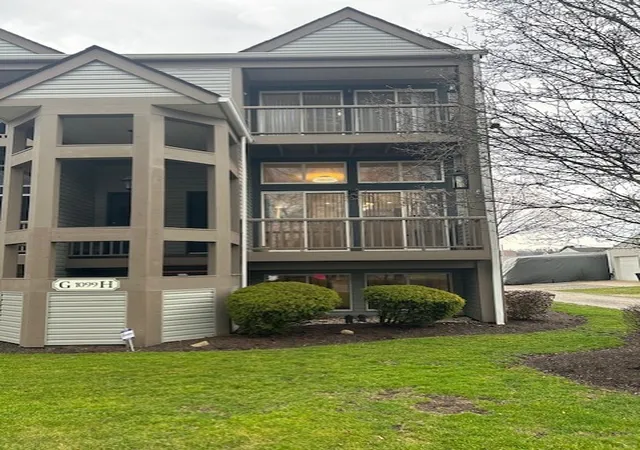 1st image of 1099 Riverside Dr #H, Bridgewater, PA 15009 | MLS# 1743024