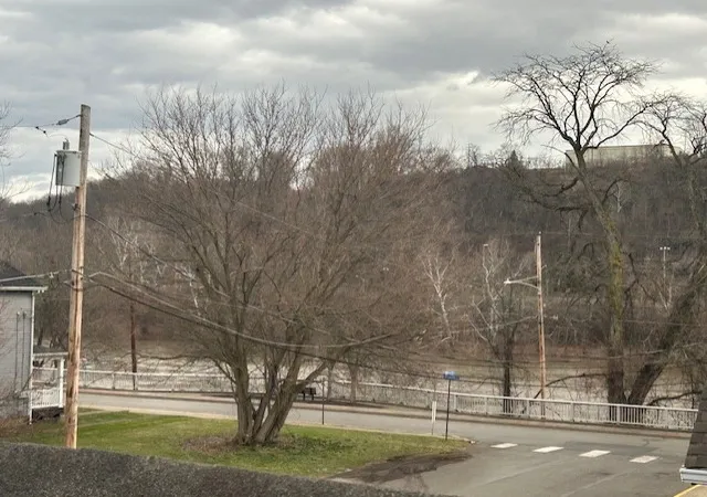 27th image of 1099 Riverside Dr #H, Bridgewater, PA 15009 | MLS# 1743024