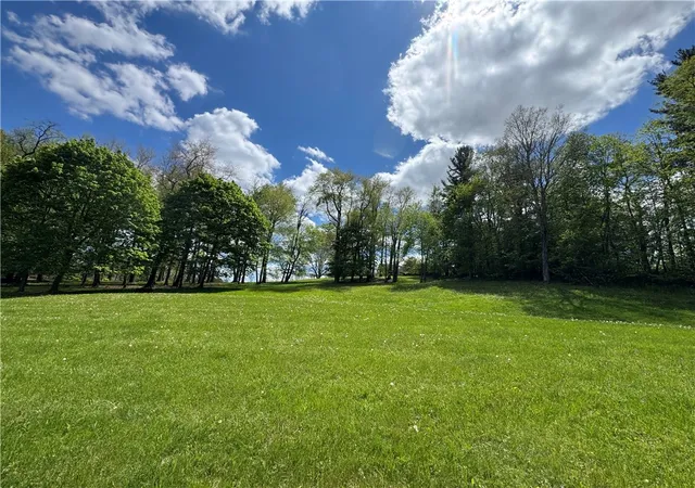 3rd image of 425 Felgar Road, Somerset Boro, PA 15501 | MLS# 1742301
