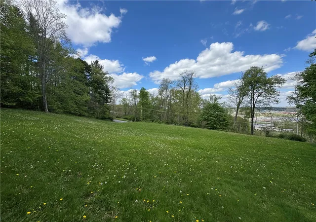 5th image of 425 Felgar Road, Somerset Boro, PA 15501 | MLS# 1742301