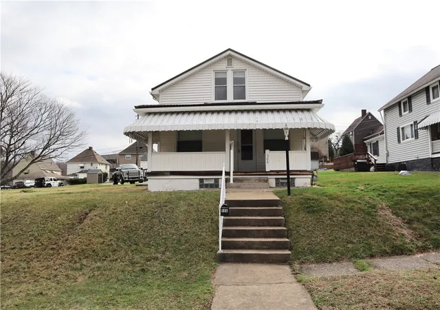 1st image of 506 Lewis Ave, Jeannette, PA 15644 | MLS# 1743045