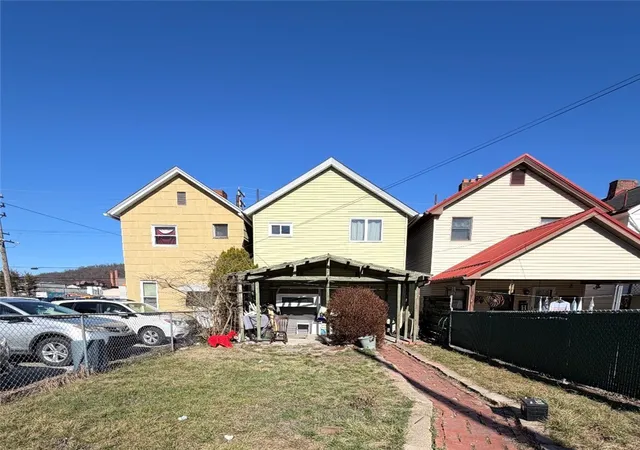 Homes for sale in Charleroi Boro, PA | 821 Mckean Ave, Charleroi Boro, PA 15022 | MLS# 1743163