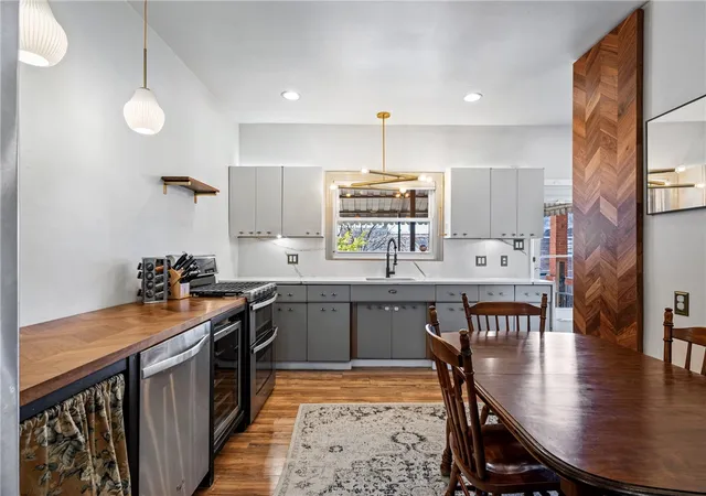 3rd image of 4068 Howley St, Pittsburgh, PA 15224 | MLS# 1743322