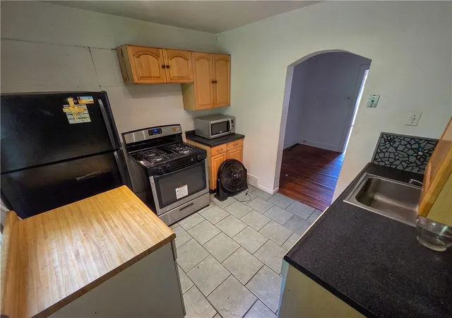 Photo 3 of Single family home for sale at 2050 Laketon Rd, Wilkinsburg, PA 15221 | MLS# 1743018 | Listing updated on 2026-07-29