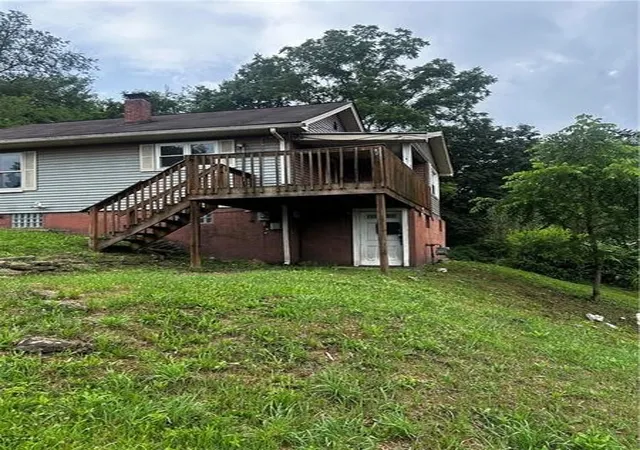 Homes for sale in Chartiers, PA | 112 Wide St, Chartiers, PA 15342 | MLS# 1743370