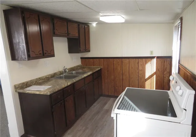Photo 3 of House for sale at 327 W Brady St, City Of But Nw, PA 16001 | MLS# 1743391 | Listing updated on 2026-06-02