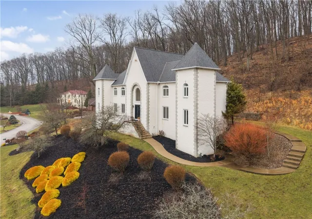 Homes for sale in Murrysville, PA | 4306 Michel Court, Murrysville, PA 15668 | MLS# 1743358