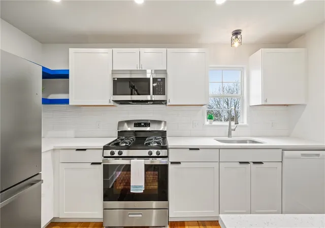 2nd image of 23 St Thomas St, South Side, PA 15203 | MLS# 1743014