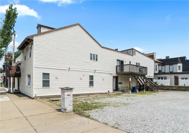 Photo 3 of Multi family home for sale at 133 S 18th Street, Pittsburgh, PA 15203 | MLS# 1743447 | Listing updated on 2026-03-13