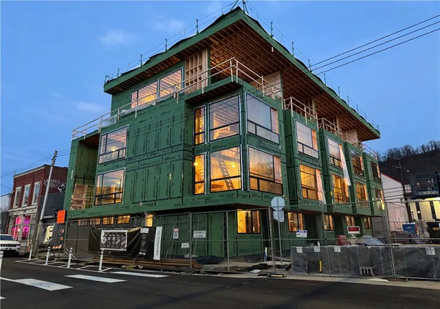 Townhouse for sale at 303 27th, Downtown Pgh, PA 15222 | MLS# 1743609