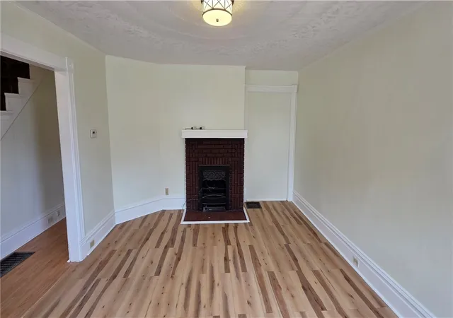 Photo 4 of Single family home for sale at 533 S Main, City Of Washington, PA 15301 | MLS# 1743635 | Listing updated on 2026-06-01