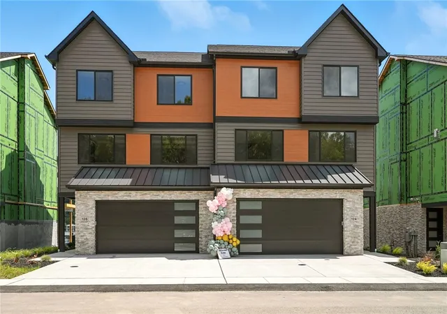 3rd image of 116 Miramar Dr, Pittsburgh, PA 15238 | MLS# 1743654