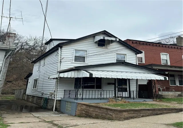 Homes for sale in Turtle Creek, PA | 1005 Oak Avenue, Turtle Creek, PA 15145 | MLS# 1743727