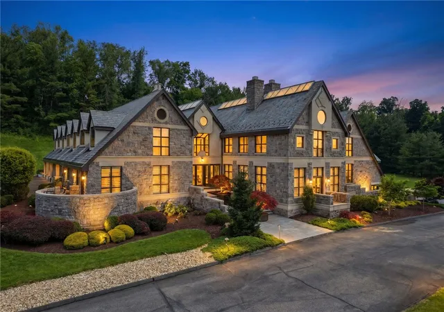 5th image of 514 Justabout Road, Peters Twp, PA 15367 | MLS# 1741287