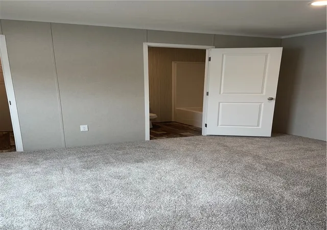 2nd image of 1410 A Hidden Valley Dr, Robinson Twp, PA 15019 | MLS# 1743840