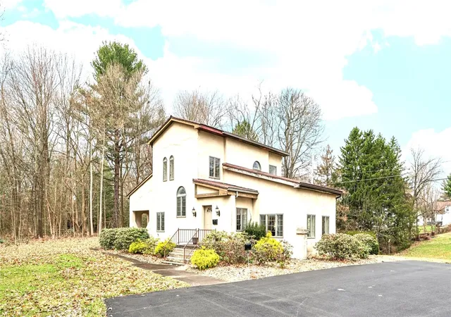 Photo 1 of Single family home for sale at 2625 Wilmington Rd, Neshannock Twp, PA 16105 | MLS# 1743742 | Listing updated on 2026-03-16