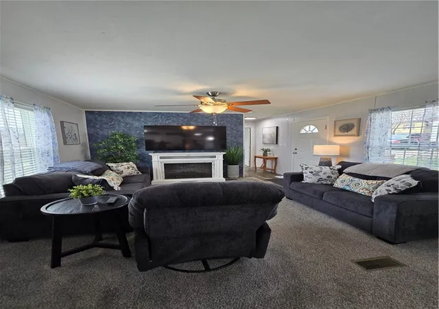 5th image of 186 Hampton Ave, North Fayette, PA 15126 | MLS# 1743814