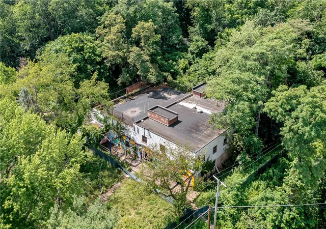 Photo 4 of Condo for sale at 101 Hazlett St, Pittsburgh, PA 15214 | MLS# 1743213 | Listing updated on 2026-06-12