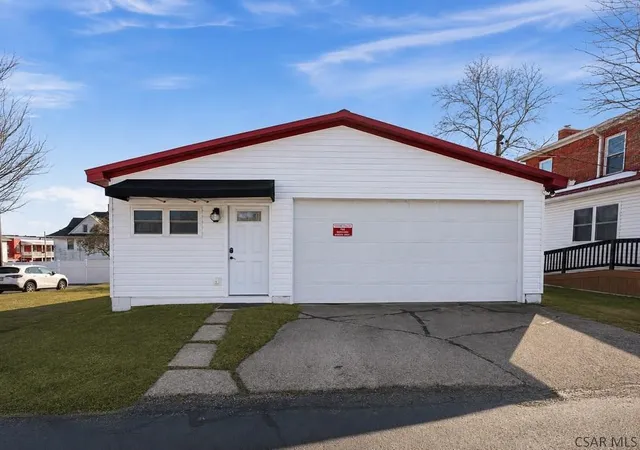 Photo 3 of Multi family home for sale at 423 South St, Berlin, PA 15530 | MLS# 1744009 | Listing updated on 2026-06-14
