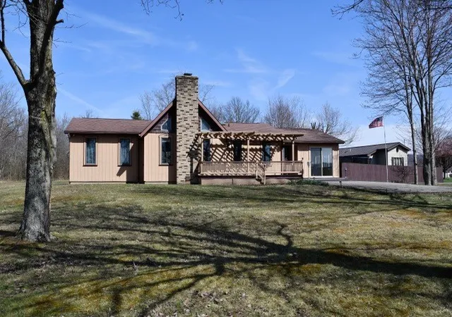 Photo 3 of Sale Pending at 153 St Cecilia Rd, Unity Twp, PA 15650 | MLS# 1743878 | Listing updated on 2026-03-29