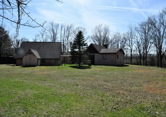 Photo 4 of Sale Pending at 153 St Cecilia Rd, Unity Twp, PA 15650 | MLS# 1743878 | Listing updated on 2026-03-29