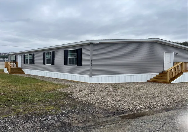 1st image of 1322 Hidden Valley Dr, Robinson Twp, PA 15019 | MLS# 1743908