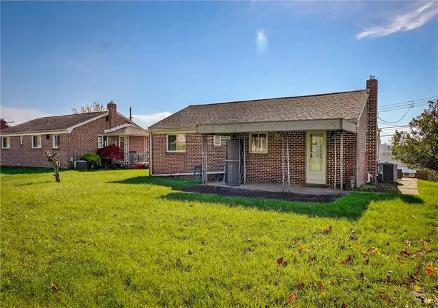 29th image of 813 Alberta Dr, West Mifflin, PA 15122 | MLS# 1743980