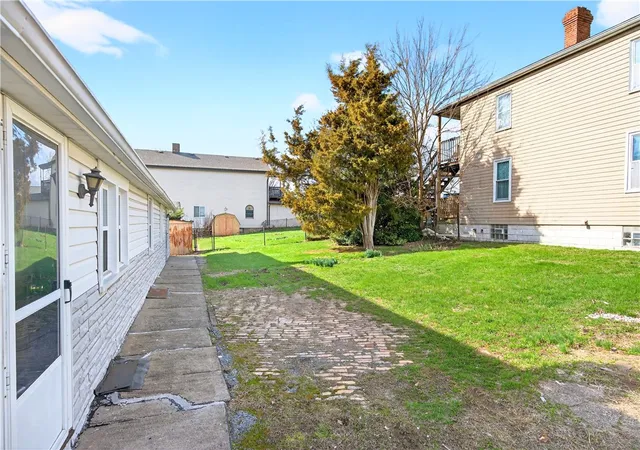 5th image of 427 Market St, Belle Vernon, PA 15012 | MLS# 1744270