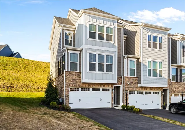 Photo 2 of Townhouse for sale at 207 Spruce Ln, Canonsburg, PA 15317 | MLS# 1744178 | Listing updated on 2026-06-22