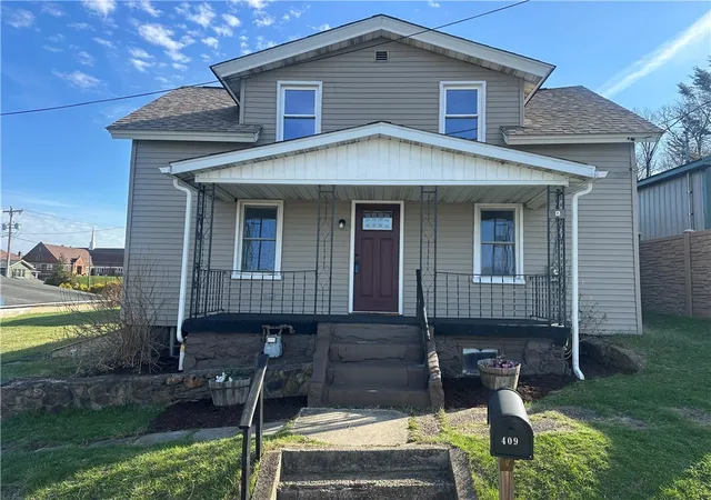 Single family home for sale at 409 S Summit St, Derry Boro, PA 15627 | MLS# 1744381