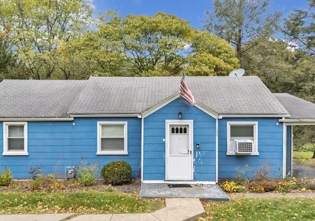 1st image of 1004 Gringo Road, Hopewell Twp, PA 15001 | MLS# 1744173