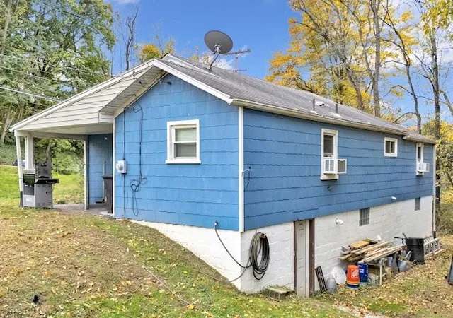 4th image of 1004 Gringo Road, Hopewell Twp, PA 15001 | MLS# 1744173
