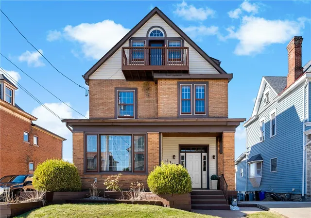1st image of 422 Bailey Ave, Pittsburgh, PA 15211 | MLS# 1743967