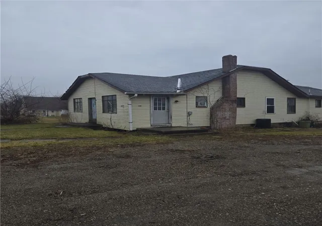 49th image of 3076 Leechburg Rd, Lower Burrell, PA 15068 | MLS# 1744413