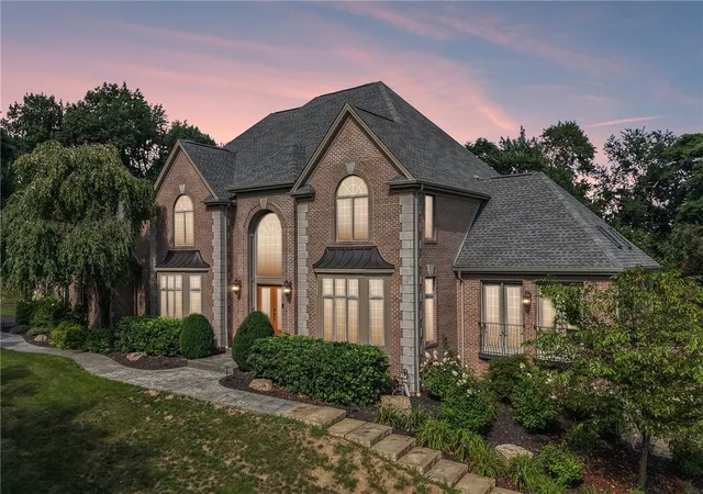 Photo 2 of Single family home for sale at 401 Blackstone Ln, Adams Twp, PA 16046 | MLS# 1744371 | Listing updated on 2026-09-17