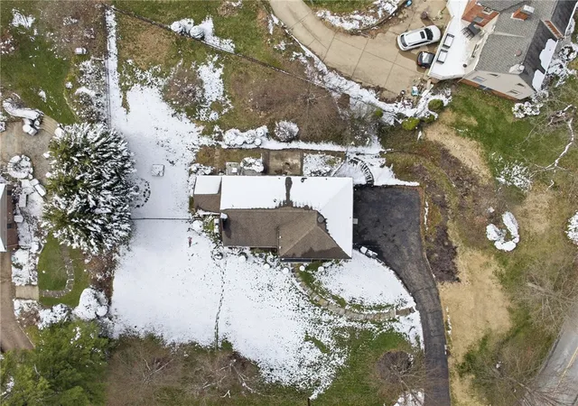 29th image of 1800 Murdstone Road, Upper St Clair, PA 15241 | MLS# 1744684