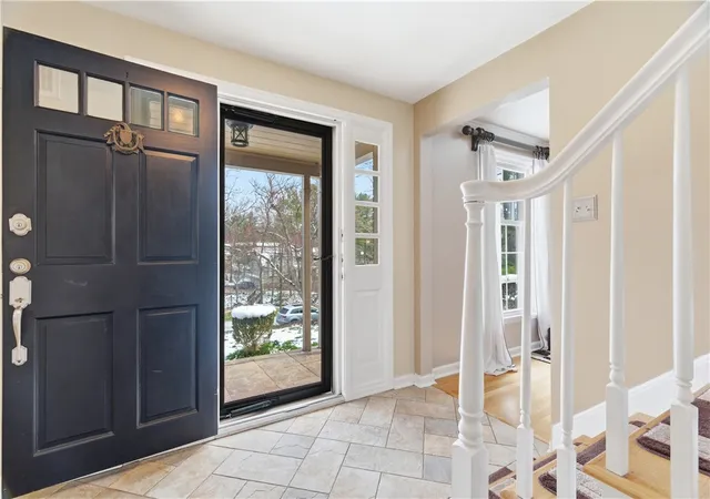 3rd image of 1800 Murdstone Road, Upper St Clair, PA 15241 | MLS# 1744684