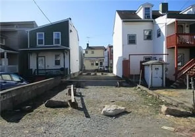 1st image of 4550 Carroll St, Pittsburgh, PA 15224 | MLS# 1744692