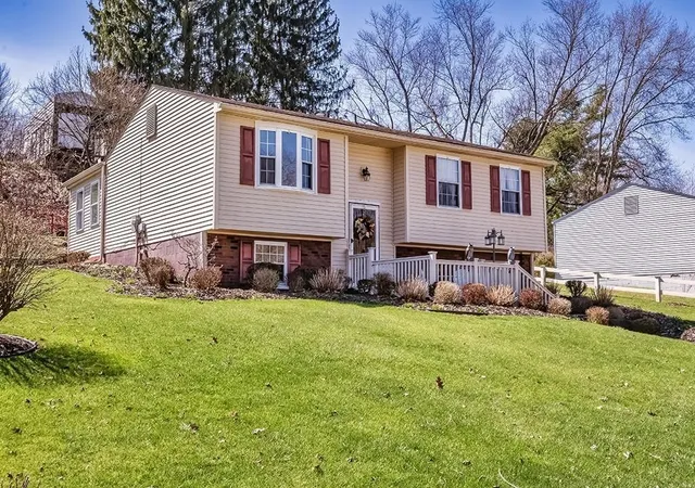 Photo 3 of Sale Pending at 30 Deer Park Dr, West Deer, PA 15024 | MLS# 1744762 | Listing updated on 2026-08-01