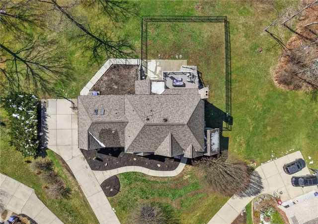 5th image of 421 Lenox Ct, Richland, PA 15044 | MLS# 1744722
