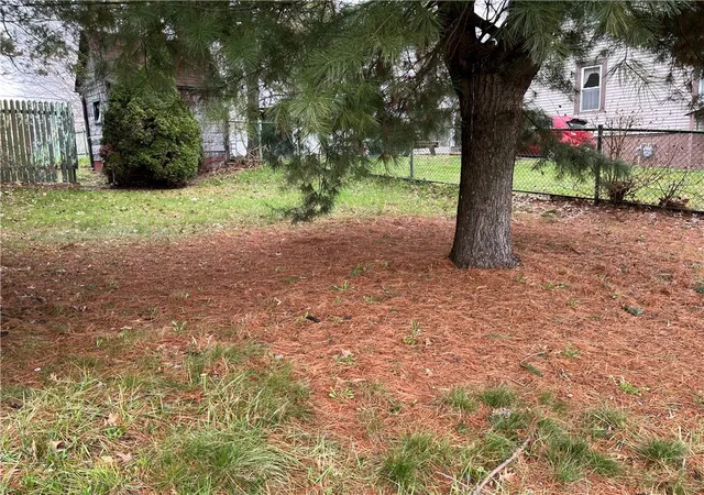 2nd image of 802 Wallis Ave, Farrell, PA 16121 | MLS# 1744543