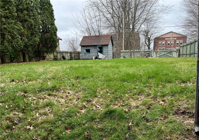 5th image of 802 Wallis Ave, Farrell, PA 16121 | MLS# 1744543