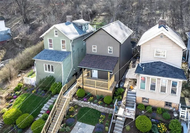3rd image of 2528 Beaver Ave, Monaca, PA 15061 | MLS# 1744839
